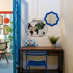 Blue Haven - 2-br Artistic Escape In Appartamento