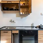 Blue Haven - 2-br Artistic Escape In * Larnaca