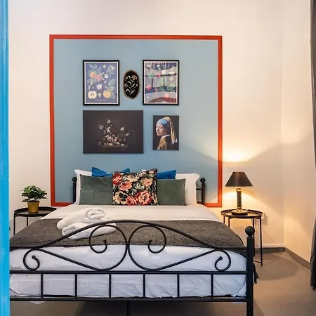 Blue Haven - 2-br Artistic Escape In Apartamento Lárnaca