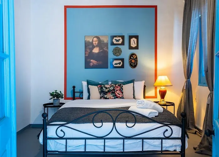 Blue Haven - 2-br Artistic Escape In Apartment